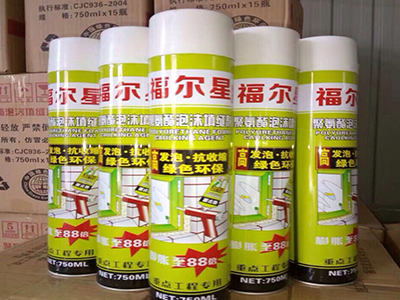 聚氨酯泡沫填缝剂